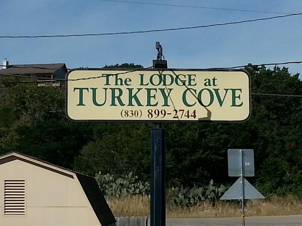 Lodge At Turkey Cove Canyon Lake Εξωτερικό φωτογραφία