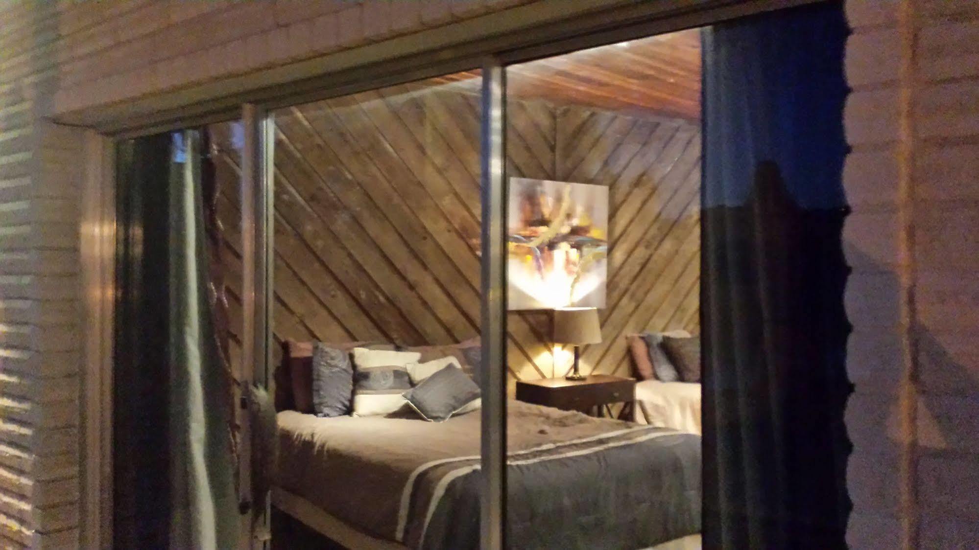 Lodge At Turkey Cove Canyon Lake Εξωτερικό φωτογραφία