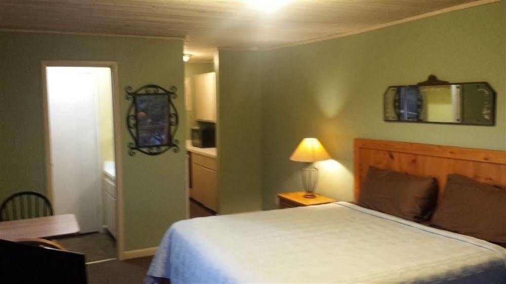 Lodge At Turkey Cove Canyon Lake Εξωτερικό φωτογραφία
